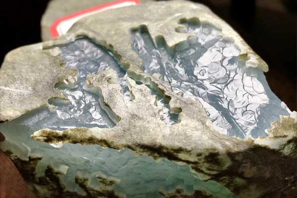 格应角翡翠原石的特点 格应角场口的翡翠原石怎么样？