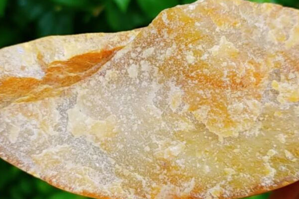 翡翠原石的皮有哪几种 翡翠原石的皮壳种类